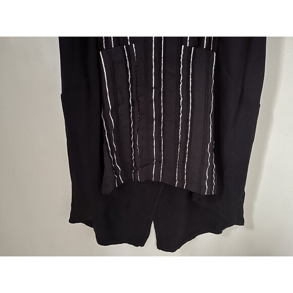 Deletta Women's Sleeveless Tank Top V-Neck Black/Silver Stripes Size Small - Picture 4 of 6